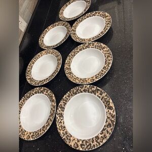 Tienshan Leopard Fine China 8 5/8" Soup / Salad Bowls (Lot of 7)